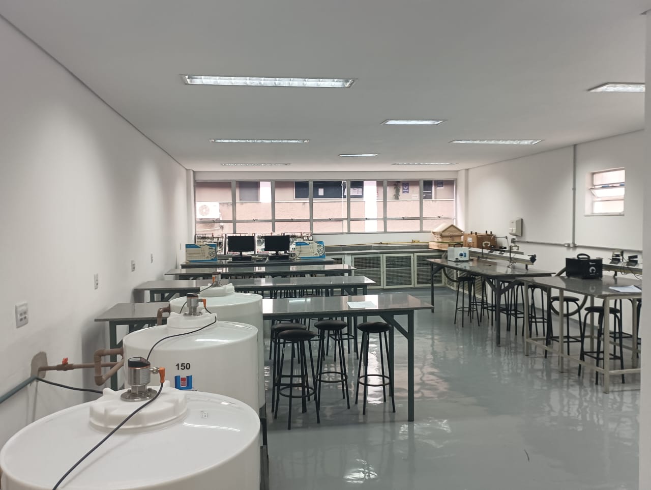 Laboratório de Física e Automação